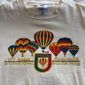 Vintage Jerzees Cream 1997 Balloon Fiesta hot air balloon T-shirt unisex large l